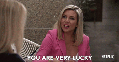 You Are Very Lucky June Diane Raphael GIF - You Are Very Lucky June Diane Raphael Brianna Hanson GIFs