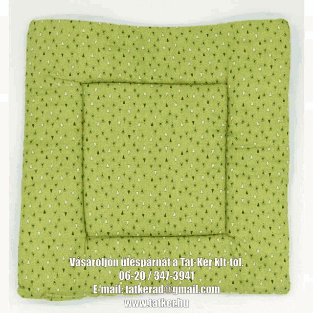 a placemat with a pattern of leaves and swirls
