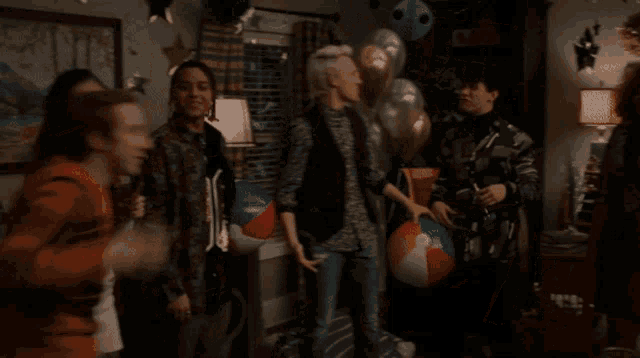 Hsmtmts New Years Eve GIF - Hsmtmts New Years Eve Hands In GIFs