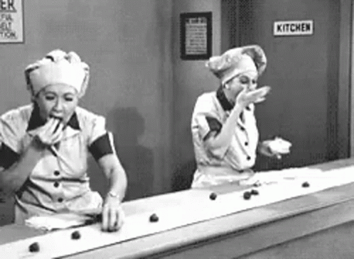 Candy I Love Lucy GIF - Candy I Love Lucy Eating GIFs