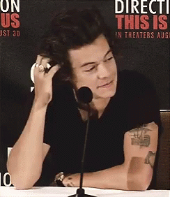 Harry Styles Laugh GIF - Harry Styles Laugh Lol GIFs