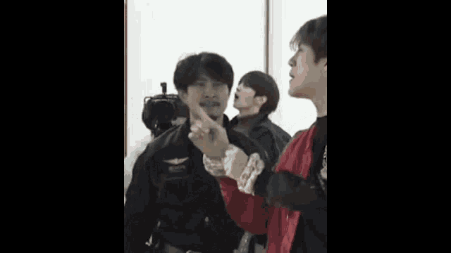 Leejunyong Noir GIF