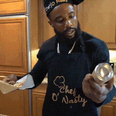 Confused Cash Nasty GIF - Confused Cash Nasty What'S This GIFs