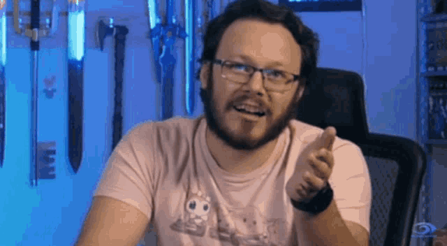 Blind Wave Aaron GIF - Blind Wave Aaron Confuse GIFs