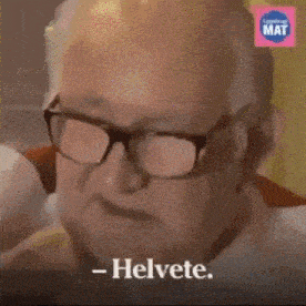 a man wearing glasses is talking into a microphone and the words i morgon ska vi ha brioost och rodvin har are visible