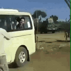 Ouch Open GIF - Ouch Open Car GIFs