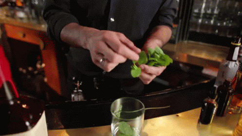 How To Make A Mint Julep Cocktail GIF - Cocktail Alcohol Liquor GIFs