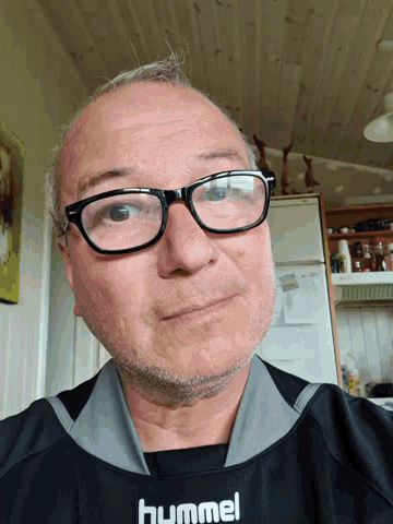 Selfie Smile GIF - Selfie Smile Eyeglasses GIFs