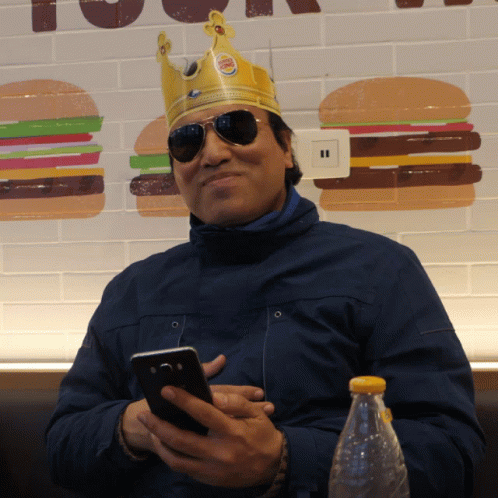 The King Burger King GIF - The King Burger King Smile GIFs