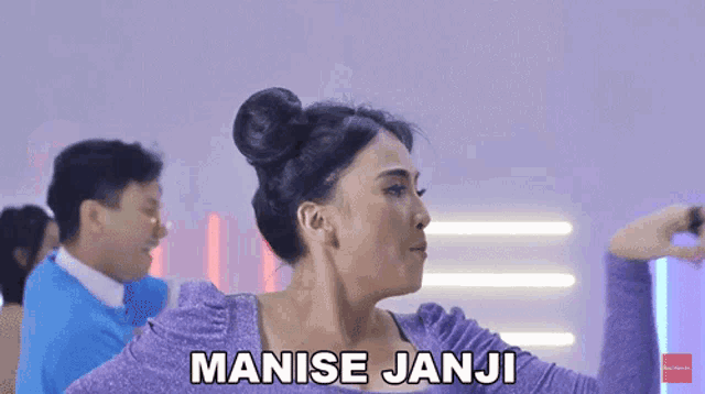 Manise Janji Dianna Dee Starlight GIF