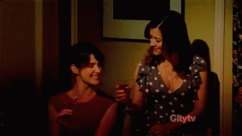 Lily And GIF - Lily And Robin GIFs
