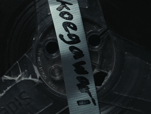 a piece of duct tape that says kingway is laying on a wheel