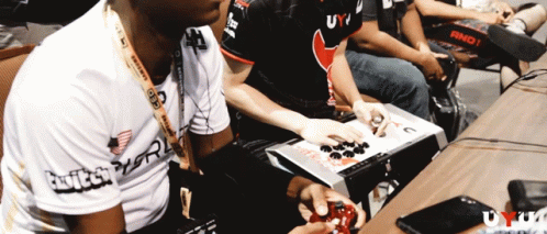 Gaming Game Console GIF - Gaming Game Console Tekken7 GIFs