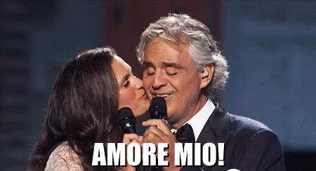 Andrea Bocelli Pbs Bacio Amore Mio Canto Cantante Musica GIF - My Love Kiss Me Gimme A Kiss GIFs