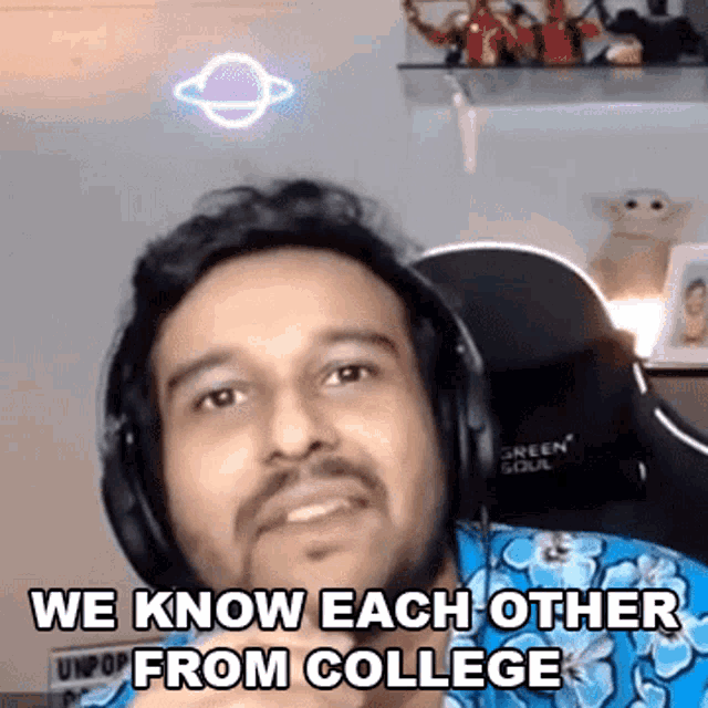 We Know Each Other From College Sahil Shah GIF - We Know Each Other From College Sahil Shah University Friends GIFs