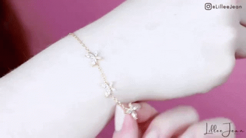 Jewelry Bracelet GIF - Jewelry Bracelet Bling GIFs