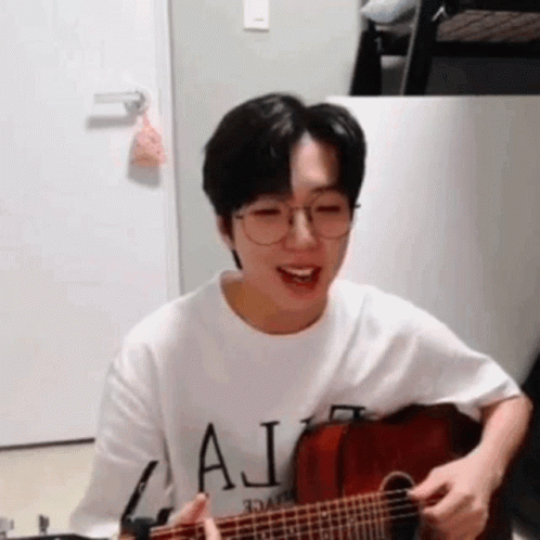Great Guys Donghwi GIF - Great Guys Donghwi Eyeglasses GIFs