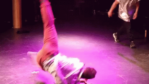 Logan Howell Breakdance GIF - Logan Howell Breakdance Chicago Dance Crash GIFs