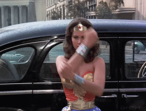 Wonder Woman Dodge GIF - Wonder Woman Dodge Bullet GIFs