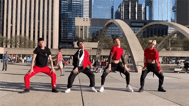 Bopping Rpm Dance Crew GIF - Bopping Rpm Dance Crew Dancing GIFs