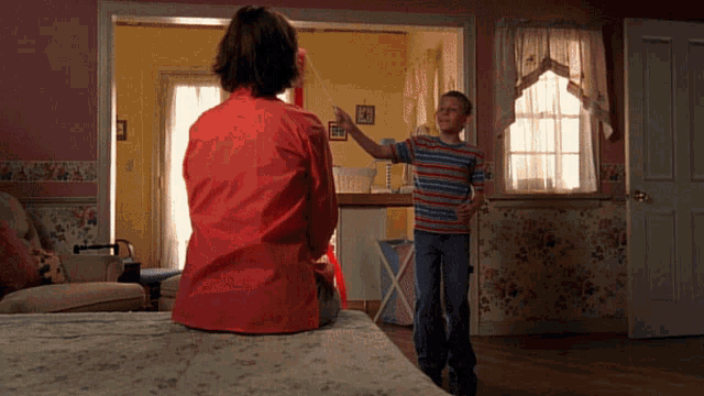 Malcolm In The Middle Dewey GIF - Malcolm In The Middle Dewey Lois GIFs
