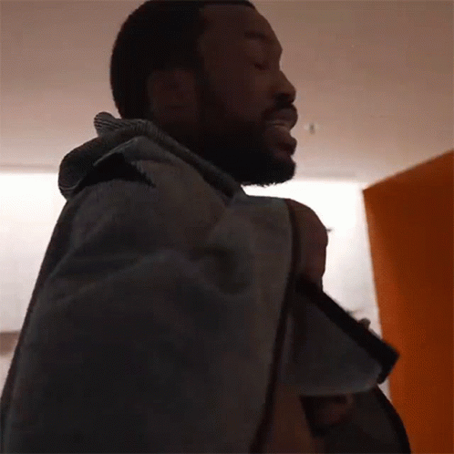 Taking Off My Towel Meek Mill GIF - Taking Off My Towel Meek Mill Expensive Pain Song GIFs