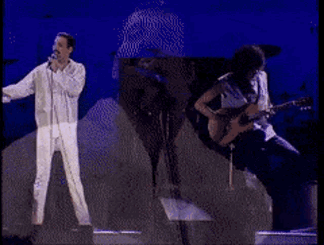 Freddie Mercury Queen GIF - Freddie Mercury Queen Live Aid GIFs