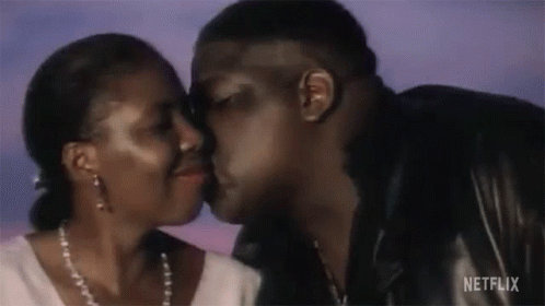 Kiss On The Cheek The Notorious Big GIF - Kiss On The Cheek The Notorious Big Biggie I Got A Story To Tell GIFs