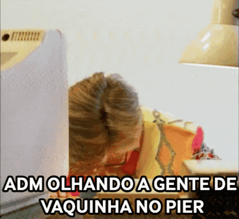 a picture of a woman with the words adm olhando a gente de vaquinha no pier