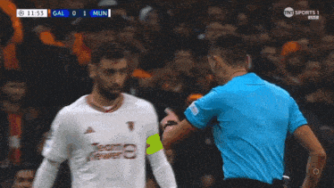 a soccer game is being shown on tnt sports