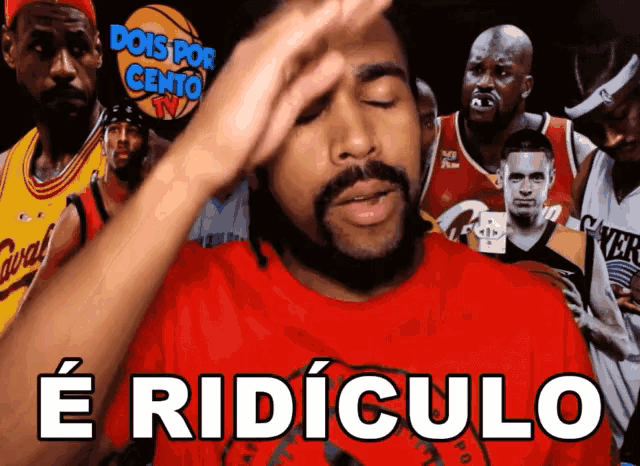 a man wearing a red shirt that says dois por cento