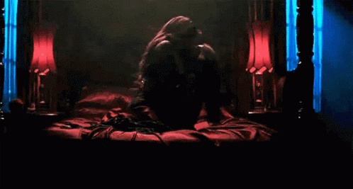 Girls On Bed Kissing GIF - Girls On Bed Kissing Making Out GIFs