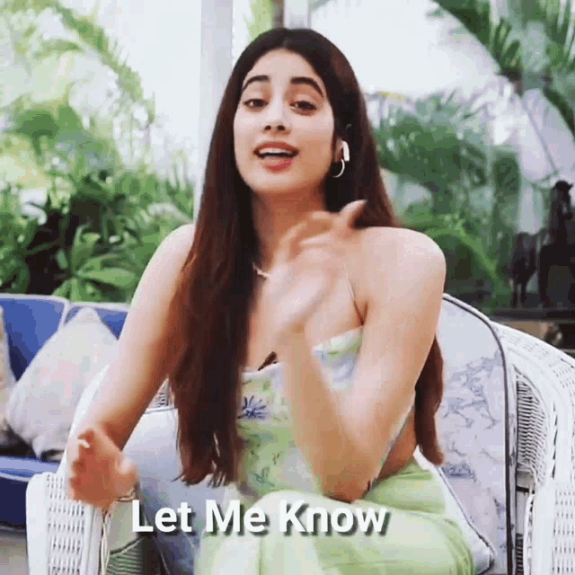 Janhvi Kapoor Janhvi GIF - Janhvi Kapoor Janhvi Let Me Know GIFs