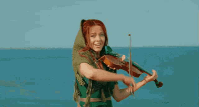 Lindsey Stirling Green Tunic GIF - Lindsey Stirling Green Tunic Joy To The World GIFs