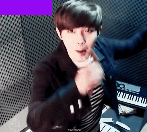 Kim Jaehwan GIF