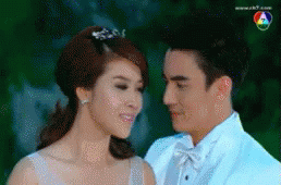 กระซิบกระซาบ GIF - Thai Soap Opera Whisper Couple GIFs