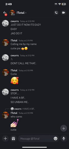 a screenshot of a text conversation between cwurrs and itotal
