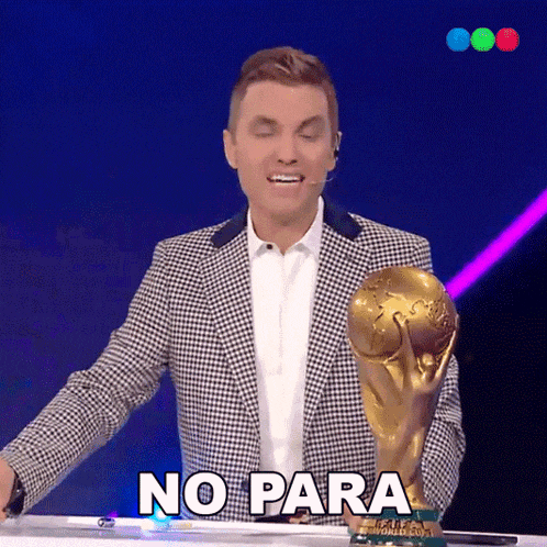 a man in a suit is holding a trophy that says no para on it