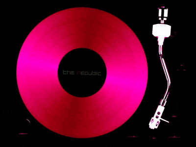 a green record with the republic written on the center