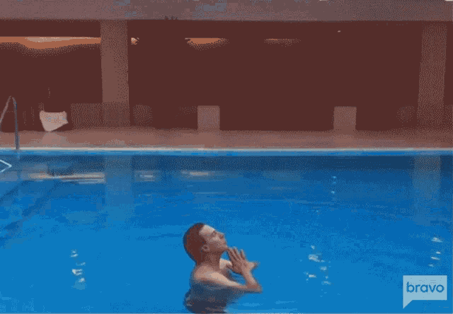 Swimming Pool GIF - Swimming Pool Swim GIFs