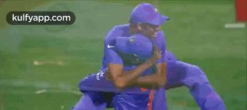 Ever Forever Moments Of Nehra With Dhoni.Gif GIF