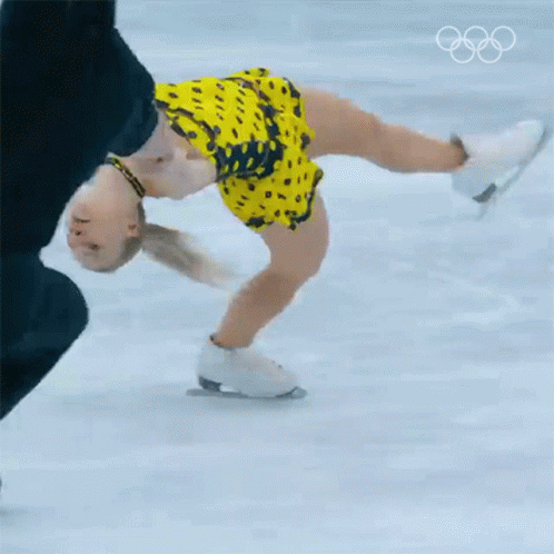 Spinning Figure Skating GIF - Spinning Figure Skating Evgenia Tarasova GIFs