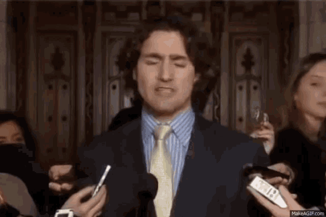 Justin Trudeau Angry Facial Expression GIF - Justin Trudeau Angry Facial Expression GIFs