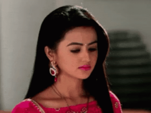Helly Shah Serious GIF - Helly Shah Serious Worried GIFs