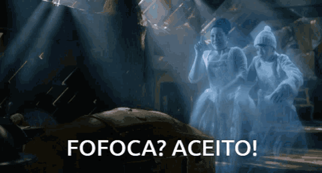 two ghosts in a dark room with the words fofoca aceito above them
