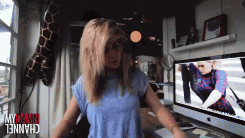 Daily Routine GIF - Daily Grace Grace Helbig Fashion GIFs
