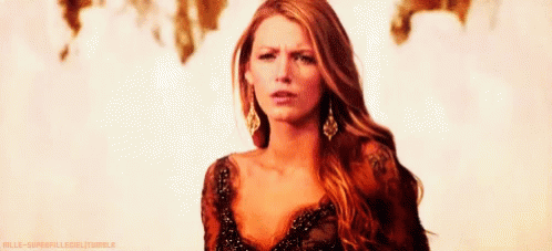 Blake Lively Confused GIF - Blake Lively Confused Looking GIFs