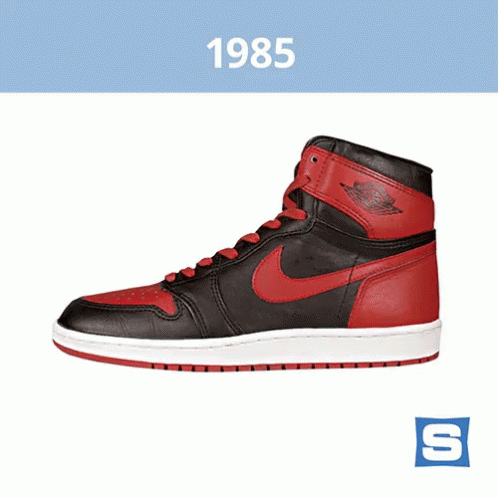 1985: Air Jordan 1 "Banned" GIF