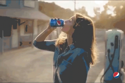 Pepsi Cindy Crawford GIF - Pepsi Cindy Crawford Drink GIFs