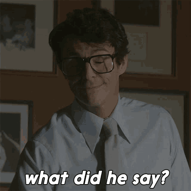 What Did He Say Dont Be Scared Robert Evans GIF - What Did He Say Dont Be Scared Robert Evans Matthew Goode GIFs